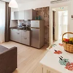 Fema Apartment & Rooms - Housea
