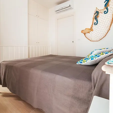 Fema Apartment & Rooms - Housea 3*