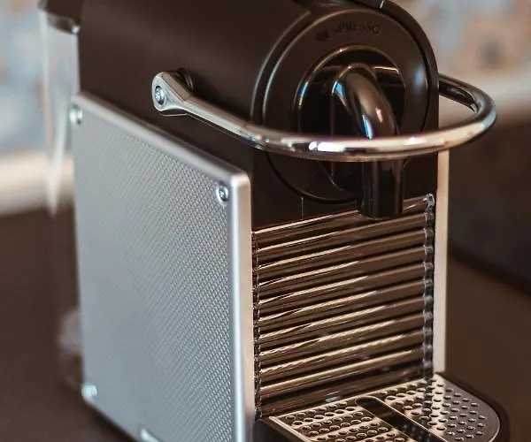 Fema Apartment & Rooms - Housea 3*