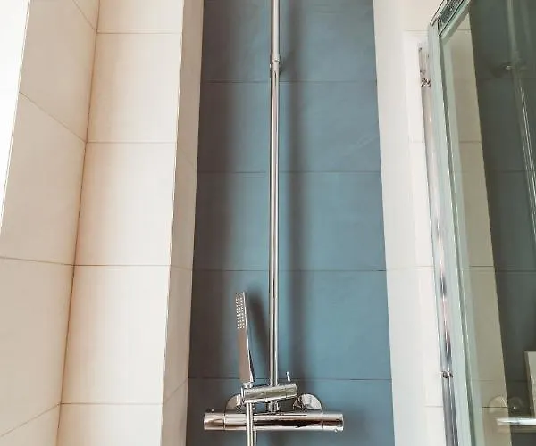 Fema Apartment & Rooms - Housea Couette-café Polignano a Mare